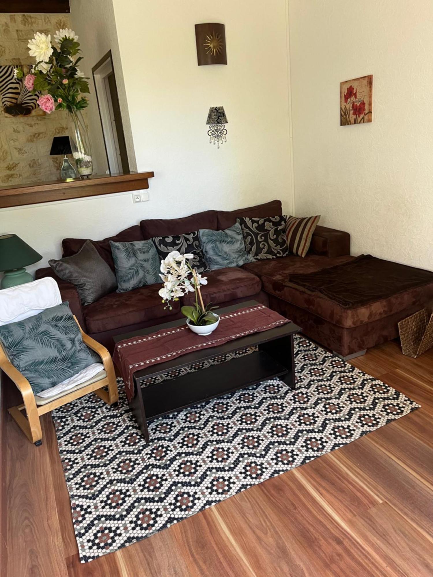 Charmant Logement Entier A La Campagne Sencenac-Puy-de-Fourches المظهر الخارجي الصورة
